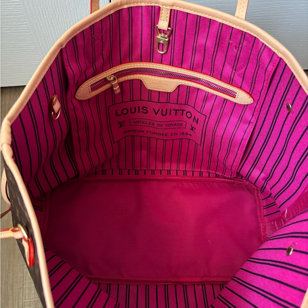 Designer Inspired brown Monogram coated canvas Tote - Brown with Tan Trim - Picture 12 of 16